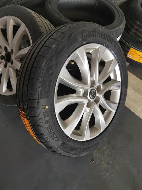 德国马牌 UltraContact UC6 SUV 235/55R20 102W FR 轮胎深度解析